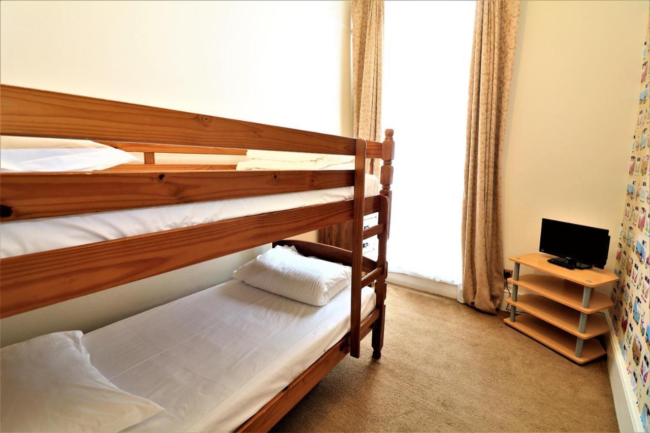 The Berkeley Guesthouse 伊斯特布恩 外观 照片
